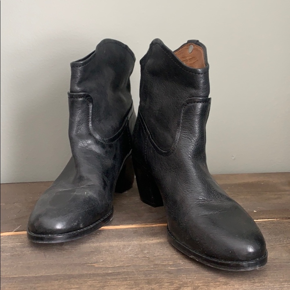 Black Frye boot